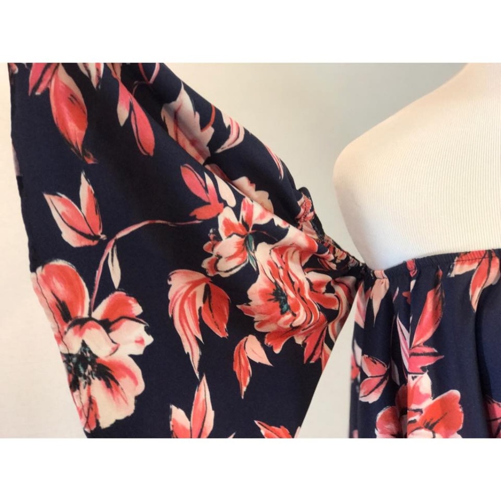 Crop Top - Picture 3 of 5